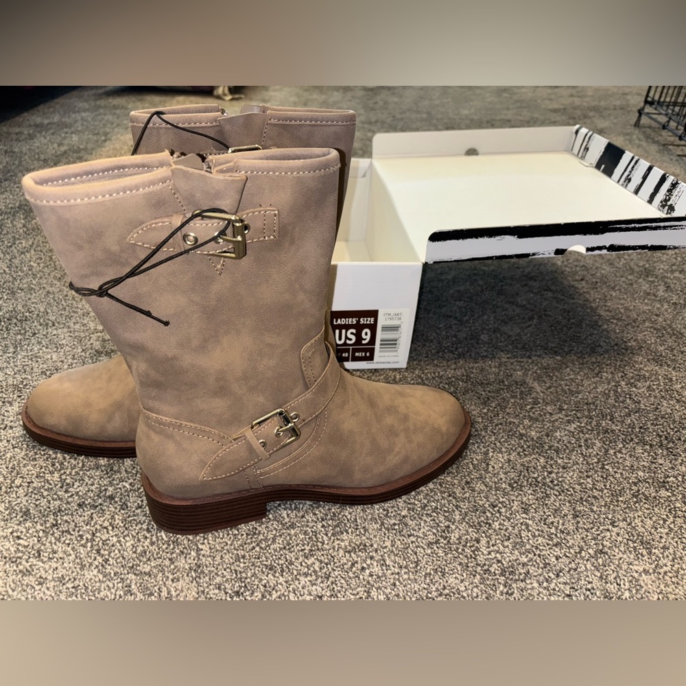 Dolce Vita Moto Boots - Picture 3 of 8